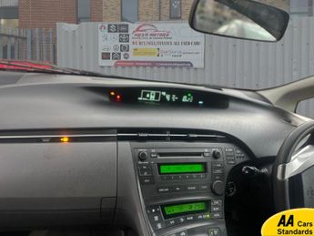 Toyota Prius 1.8 VVT-h T3 Hatchback 5dr Petrol Hybrid CVT Euro 5 (s/s) (136 p