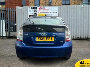 Toyota Prius 1.8 VVT-h T3 Hatchback 5dr Petrol Hybrid CVT Euro 5 (s/s) (136 p