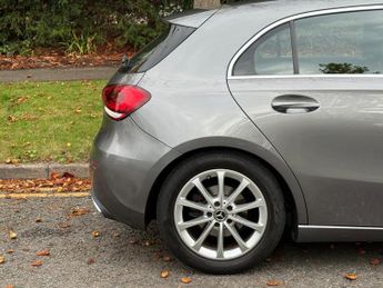 Mercedes-Benz A Class 1.5 A180d Sport Hatchback 5dr Diesel 7G-DCT Euro 6 (s/s) (116 ps
