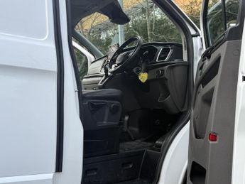 Ford Transit Custom 2.0 300 EcoBlue Limited Panel Van 5dr Diesel Auto L1 H1 Euro 6 (