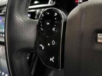 Land Rover Range Rover Velar 2.0 P300 R-Dynamic S SUV 5dr Petrol Auto 4WD Euro 6 (s/s) (300 p