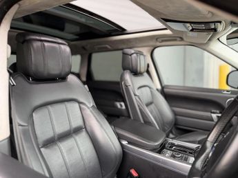 Land Rover Range Rover Sport 3.0 SD V6 Autobiography Dynamic SUV 5dr Diesel Auto 4WD Euro 6 (