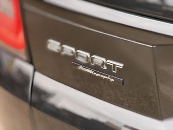 Land Rover Range Rover Sport 3.0 SD V6 Autobiography Dynamic SUV 5dr Diesel Auto 4WD Euro 6 (