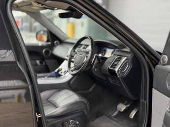 Land Rover Range Rover Sport 3.0 SD V6 Autobiography Dynamic SUV 5dr Diesel Auto 4WD Euro 6 (