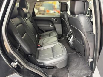 Land Rover Range Rover Sport 3.0 SD V6 Autobiography Dynamic SUV 5dr Diesel Auto 4WD Euro 6 (