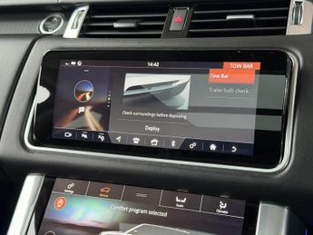 Land Rover Range Rover Sport 3.0 SD V6 Autobiography Dynamic SUV 5dr Diesel Auto 4WD Euro 6 (