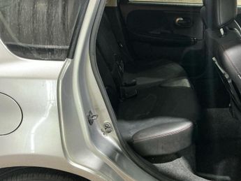 Nissan Note 1.6 16V Tekna Hatchback 5dr Petrol Auto Euro 4 (110 ps)