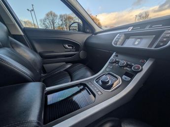 Land Rover Range Rover Evoque 2.0 TD4 SE Tech SUV 5dr Diesel Auto 4WD Euro 6 (s/s) (180 ps)