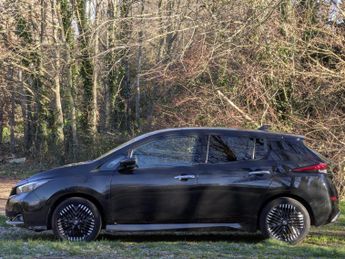 Nissan Leaf 39kWh Tekna Hatchback 5dr Electric Auto (150 ps)