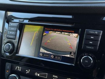 Nissan Qashqai 1.3 DIG-T N-Connecta SUV 5dr Petrol DCT Auto Euro 6 (s/s) (160 p