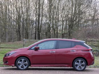 Nissan Leaf 40kWh Tekna Hatchback 5dr Electric Auto (150 ps)