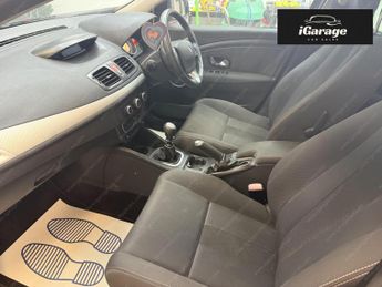 Renault Megane 1.5 dCi Dynamique Hatchback 5dr Diesel Manual Euro 4 (106 ps)