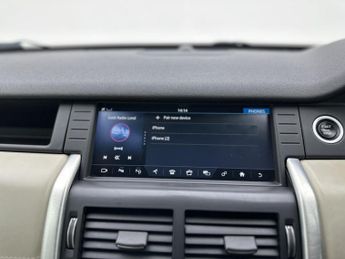 Land Rover Discovery Sport 2.0 TD4 HSE Luxury SUV 5dr Diesel Auto 4WD Euro 6 (s/s) (180 ps)