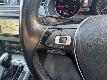 Volkswagen Passat 2.0 TDI BlueMotion Tech Alltrack Estate 5dr Diesel DSG 4Motion E