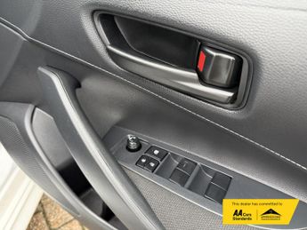 Toyota Corolla 1.8 VVT-h Car Derived Van 5dr Petrol Hybrid CVT Euro 6 (s/s) (14