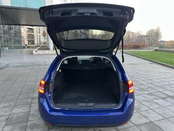 Peugeot 308 SW 1.2 PureTech Tech Edition Estate 5dr Petrol EAT Euro 6 (s/s) (13