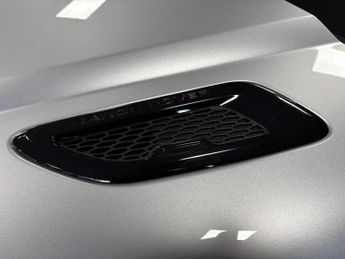 Land Rover Range Rover Evoque 2.0 TD4 HSE Dynamic SUV 5dr Diesel Auto 4WD Euro 6 (s/s) (180 ps