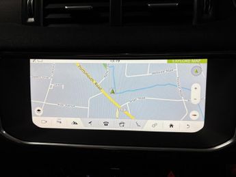 Land Rover Range Rover Evoque 2.0 TD4 HSE Dynamic SUV 5dr Diesel Auto 4WD Euro 6 (s/s) (180 ps