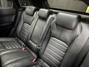 Land Rover Range Rover Evoque 2.0 TD4 HSE Dynamic SUV 5dr Diesel Auto 4WD Euro 6 (s/s) (180 ps