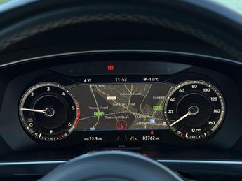 Volkswagen Tiguan 2.0 TDI R-Line SUV 5dr Diesel DSG 4Motion Euro 6 (s/s) (150 ps)