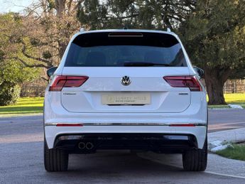 Volkswagen Tiguan 2.0 TDI R-Line SUV 5dr Diesel DSG 4Motion Euro 6 (s/s) (150 ps)