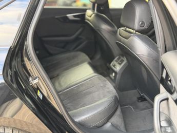 Audi A4 2.0 TFSI 35 Black Edition Saloon 4dr Petrol S Tronic Euro 6 (s/s