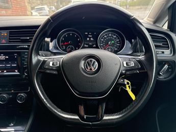 Volkswagen Golf 1.4 TSI BlueMotion Tech ACT GT Hatchback 5dr Petrol DSG Euro 6 (