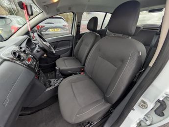 Dacia Sandero 1.0 SCe Essential Hatchback 5dr Petrol Manual Euro 6 (75 ps)