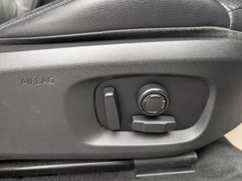 Land Rover Range Rover Evoque 2.0 TD4 SE Tech SUV 5dr Diesel Auto 4WD Euro 6 (s/s) (180 ps)