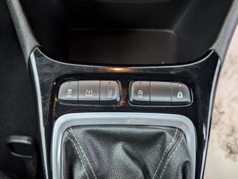 Vauxhall Crossland X 1.2 SE SUV 5dr Petrol Manual Euro 6 (83 ps)