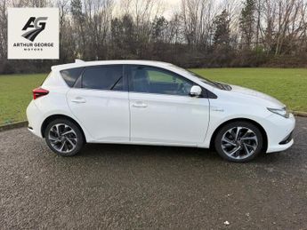 Toyota Auris 1.8 VVT-h Design Hatchback 5dr Petrol Hybrid CVT Euro 6 (s/s) (1
