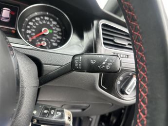 Volkswagen Golf 2.0 TSI BlueMotion Tech GTI Hatchback 5dr Petrol DSG Euro 6 (s/s