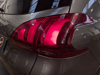 Peugeot 2008 1.2 PureTech Allure Premium SUV 5dr Petrol Manual Euro 6 (s/s) (
