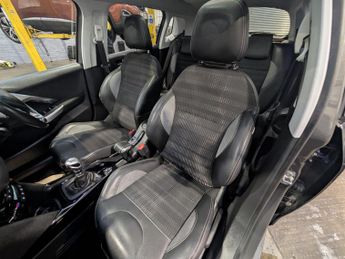 Peugeot 2008 1.2 PureTech Allure Premium SUV 5dr Petrol Manual Euro 6 (s/s) (