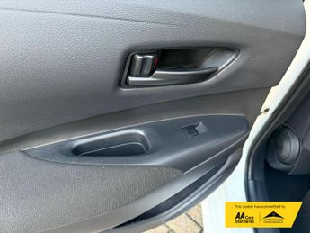 Toyota Corolla 1.8 VVT-h Car Derived Van 5dr Petrol Hybrid CVT Euro 6 (s/s) (14