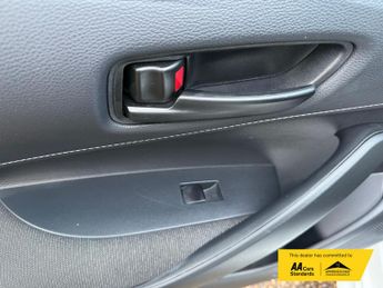 Toyota Corolla 1.8 VVT-h Car Derived Van 5dr Petrol Hybrid CVT Euro 6 (s/s) (14