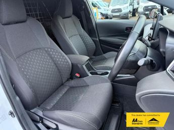 Toyota Corolla 1.8 VVT-h Car Derived Van 5dr Petrol Hybrid CVT Euro 6 (s/s) (14