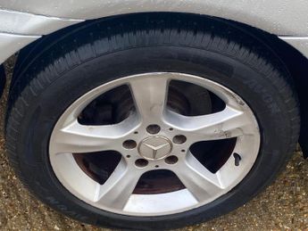 Mercedes-Benz C Class 1.8 C180 Kompressor Avantgarde SE Saloon 4dr Petrol Automatic (2