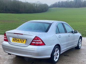 Mercedes-Benz C Class 1.8 C180 Kompressor Avantgarde SE Saloon 4dr Petrol Automatic (2