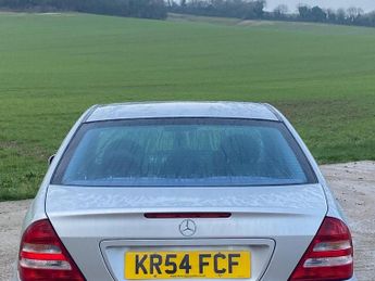 Mercedes-Benz C Class 1.8 C180 Kompressor Avantgarde SE Saloon 4dr Petrol Automatic (2