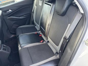 Vauxhall Grandland X 1.2 Turbo GPF Sport Nav SUV 5dr Petrol Manual Euro 6 (s/s) (130 