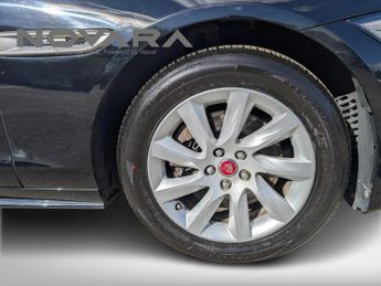 Jaguar XF 2.0d R-Sport Saloon 4dr Diesel Manual Euro 6 (s/s) (163 ps)
