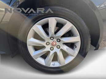 Jaguar XF 2.0d R-Sport Saloon 4dr Diesel Manual Euro 6 (s/s) (163 ps)