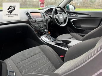 Vauxhall Insignia 1.6 CDTi SRi Nav Hatchback 5dr Diesel Auto Euro 6 (136 ps)