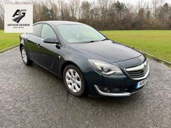 Vauxhall Insignia 1.6 CDTi SRi Nav Hatchback 5dr Diesel Auto Euro 6 (136 ps)