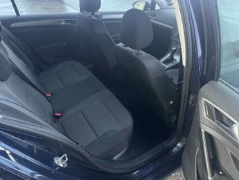 Volkswagen Golf 2.0 TDI BlueMotion Tech SE Estate 5dr Diesel DSG Euro 5 (s/s) (1