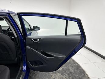 Hyundai IONIQ 1.6 h-GDi GPF Premium Hatchback 5dr Petrol Hybrid DCT Euro 6 (s/