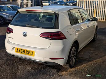 Volkswagen e-Golf 35.8kWh e-Golf Hatchback 5dr Electric Auto (136 ps)