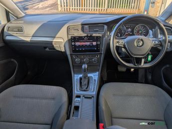 Volkswagen e-Golf 35.8kWh e-Golf Hatchback 5dr Electric Auto (136 ps)