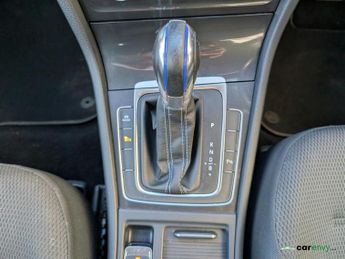 Volkswagen e-Golf 35.8kWh e-Golf Hatchback 5dr Electric Auto (136 ps)